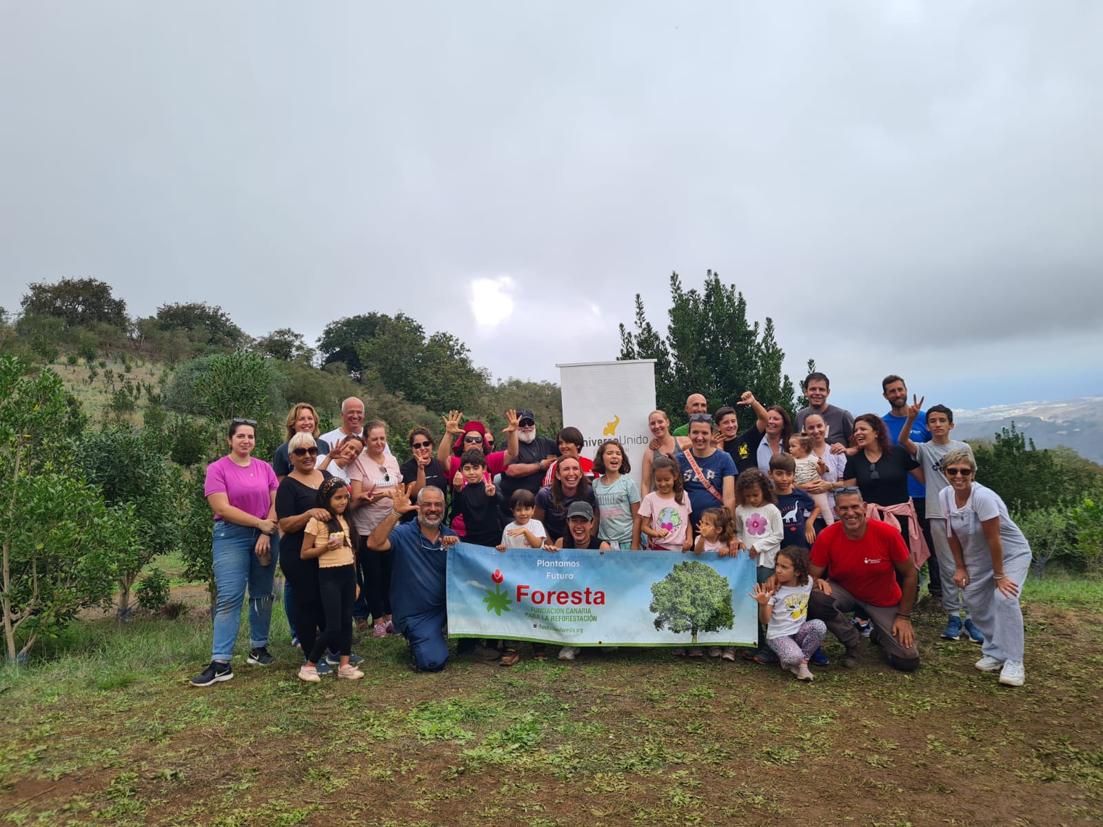 Jornada ambiental con la Fundación Canaria Universo Unido